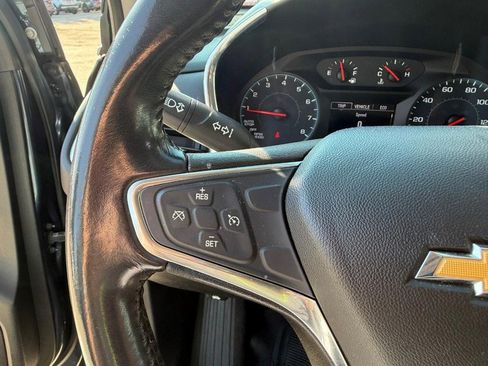 Used 2018 Chevrolet Equinox LT image 22