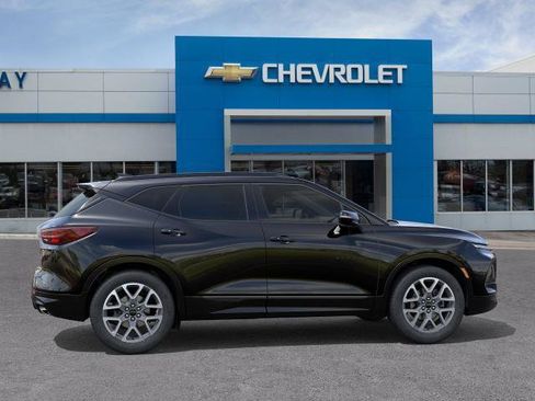New 2026 Chevrolet Blazer RS w/ LPO, Floor Liner Package AWD/4WD image 5