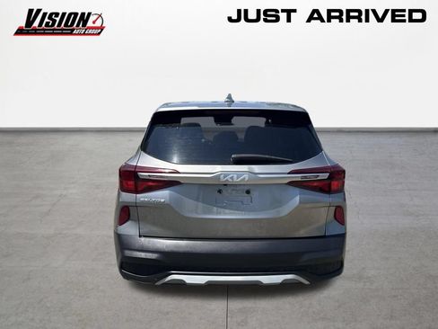Certified 2023 Kia Seltos LX AWD/4WD image 4