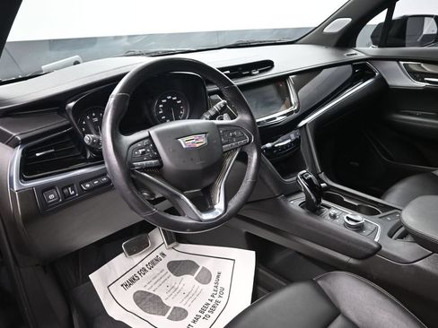 Used 2023 Cadillac XT6 Sport w/ Technology Package AWD/4WD image 13