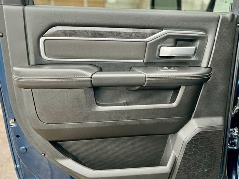 Used 2024 RAM 2500 Big Horn w/ Bed Utility Group image 19