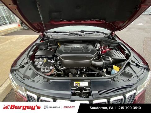 Used 2017 Jeep Grand Cherokee Limited w/ Trailer Tow Group IV image 33