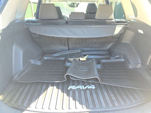 Used 2023 Toyota RAV4 XLE w/ Convenience Package image 16