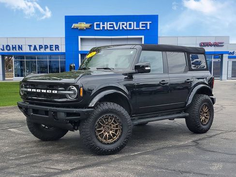 Used 2024 Ford Bronco Outer Banks AWD/4WD image 1