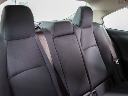 Used 2021 Toyota Corolla LE FWD image 27