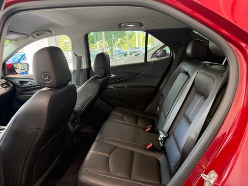 Used 2022 Chevrolet Equinox Premier AWD/4WD image 12