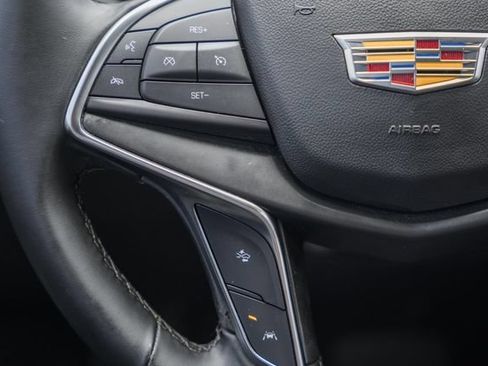 Used 2025 Cadillac XT5 Luxury FWD image 29