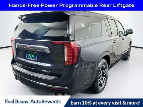 Used 2024 GMC Yukon XL AT4 w/ AT4 Premium Plus Package AWD/4WD image 9