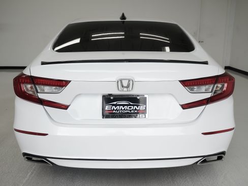 Used 2022 Honda Accord Sport image 35