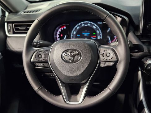 Used 2024 Toyota RAV4 XLE image 27