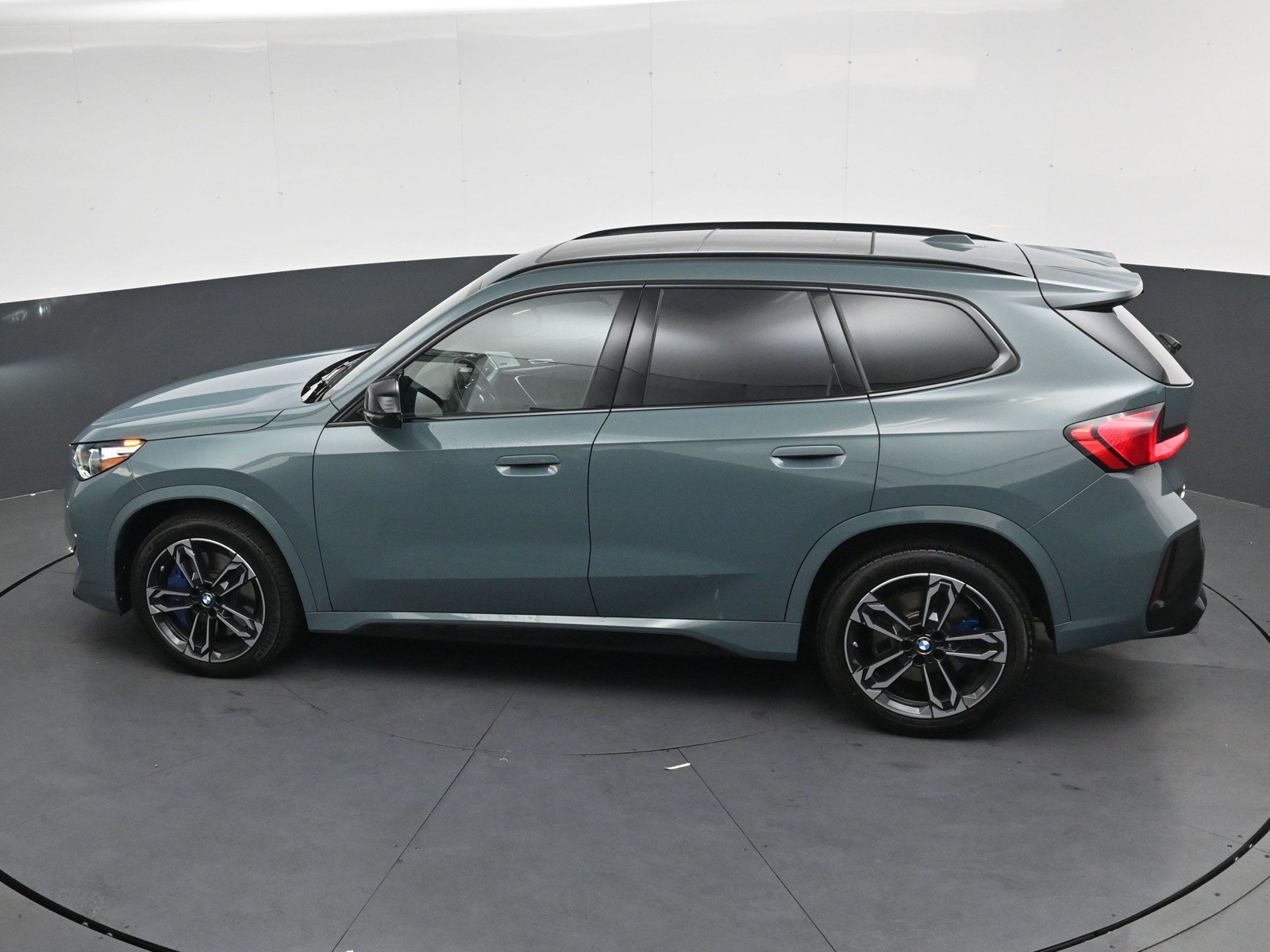 Used 2025 BMW X1 M35i AWD/4WD image 25