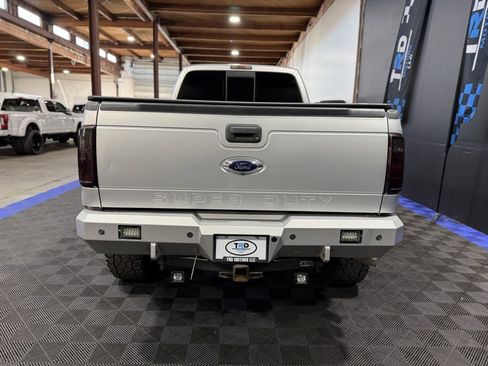 Used 2015 Ford F250 Lariat image 4