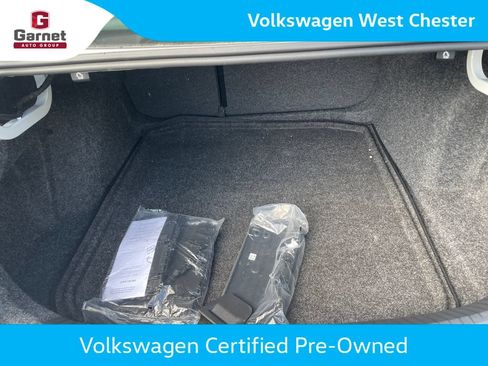 Used 2026 Volkswagen Jetta SE w/ Black Wheel Package FWD image 14