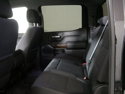 Used 2019 GMC Sierra 1500 SLE w/ Fleet Comfort Package AWD/4WD image 18