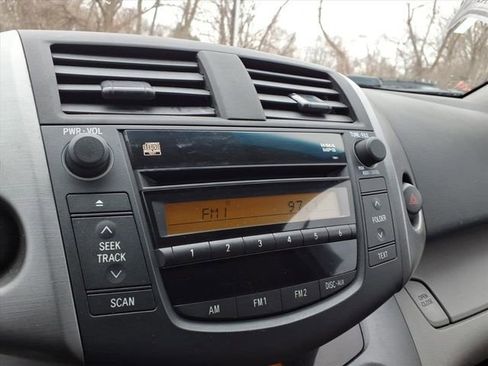 Used 2007 Toyota RAV4 4WD image 17