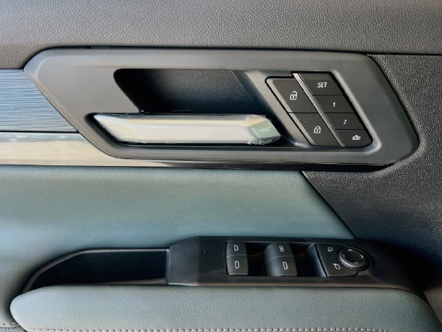 New 2027 GMC Terrain AT4 w/ Convenience Package III AWD/4WD image 13