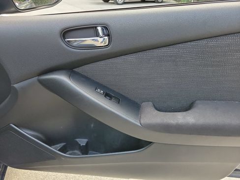 Used 2012 Nissan Altima 2.5 S FWD image 12