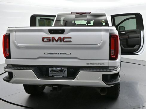 Used 2022 GMC Sierra 3500 Denali w/ Denali Ultimate Package AWD/4WD image 45