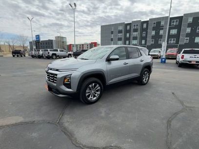 Used 2025 Chevrolet Equinox LT