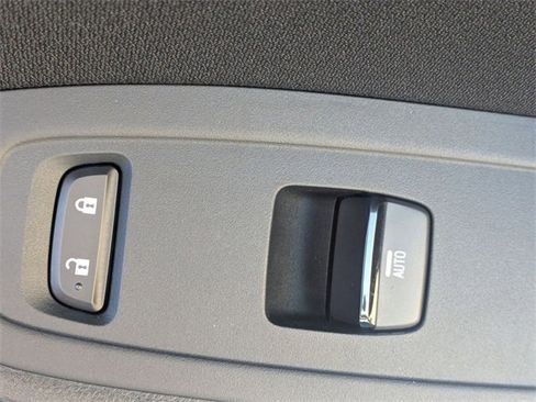 Certified 2023 Toyota GR86 Base image 23