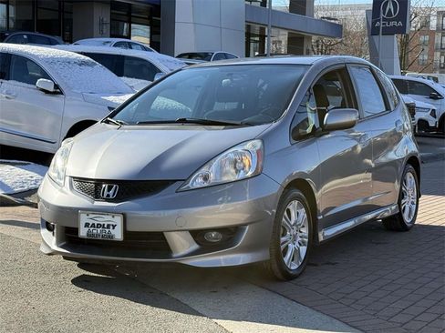 Used 2010 Honda Fit Sport image 3