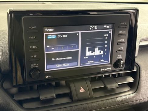 Used 2021 Toyota RAV4 XLE image 23