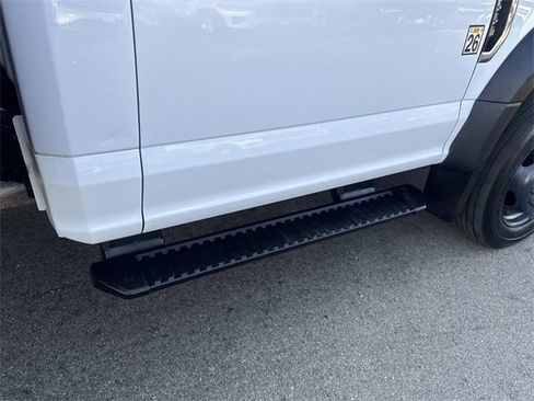 Used 2018 Ford F550 2WD Regular Cab Super Duty image 33