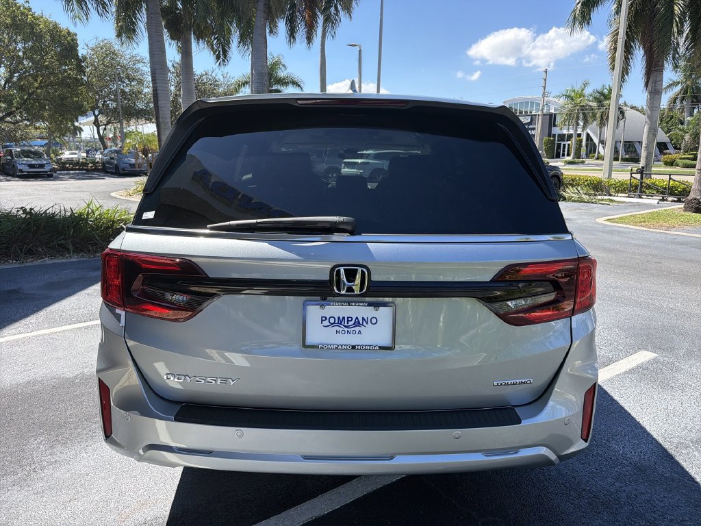 New 2027 Honda Odyssey Touring image 7