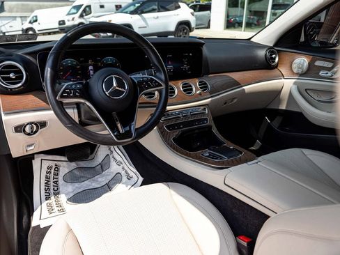 Used 2022 Mercedes-Benz E 350 4MATIC Sedan image 18