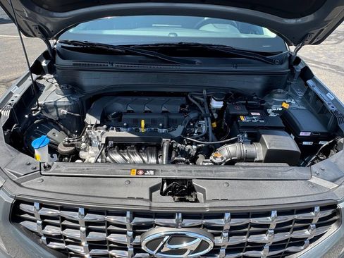 Used 2026 Hyundai Venue SEL FWD image 32