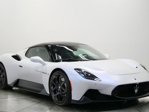 Used 2023 Maserati MC20 -Factory Matte Paint, Extended image 3