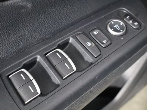 Used 2024 Honda CR-V EX-L image 19