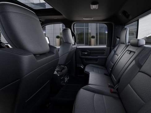 New 2026 RAM 2500 Laramie AWD/4WD image 23