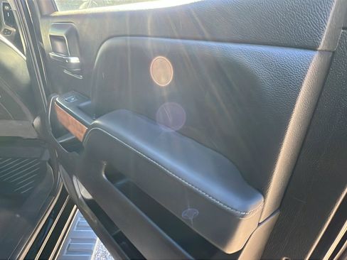 Used 2018 Chevrolet Silverado 3500 High Country w/ Duramax Plus Package image 22