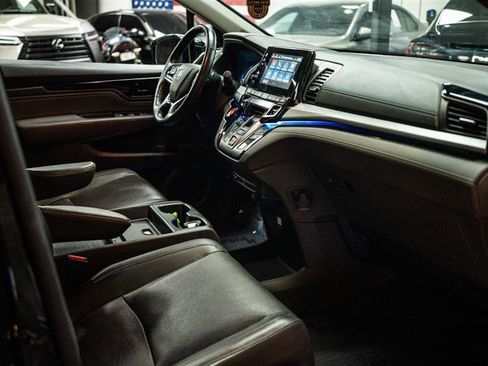 Used 2019 Honda Odyssey Elite image 14