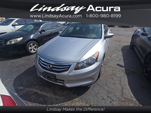 Used 2012 Honda Accord LX image 2