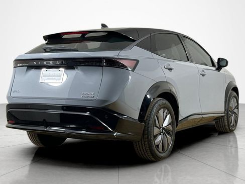 Used 2024 Nissan Ariya AWD image 5