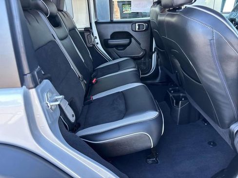 Used 2024 Jeep Wrangler Sport S AWD/4WD image 14