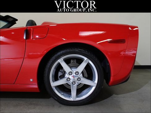 Used 2006 Chevrolet Corvette Convertible w/ Preferred Equipment Group image 7