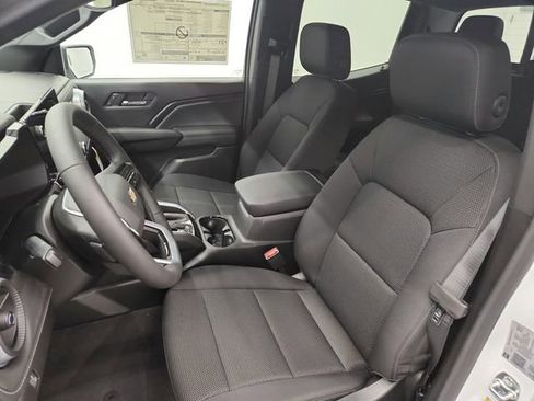 New 2026 Chevrolet Colorado LT RWD image 18