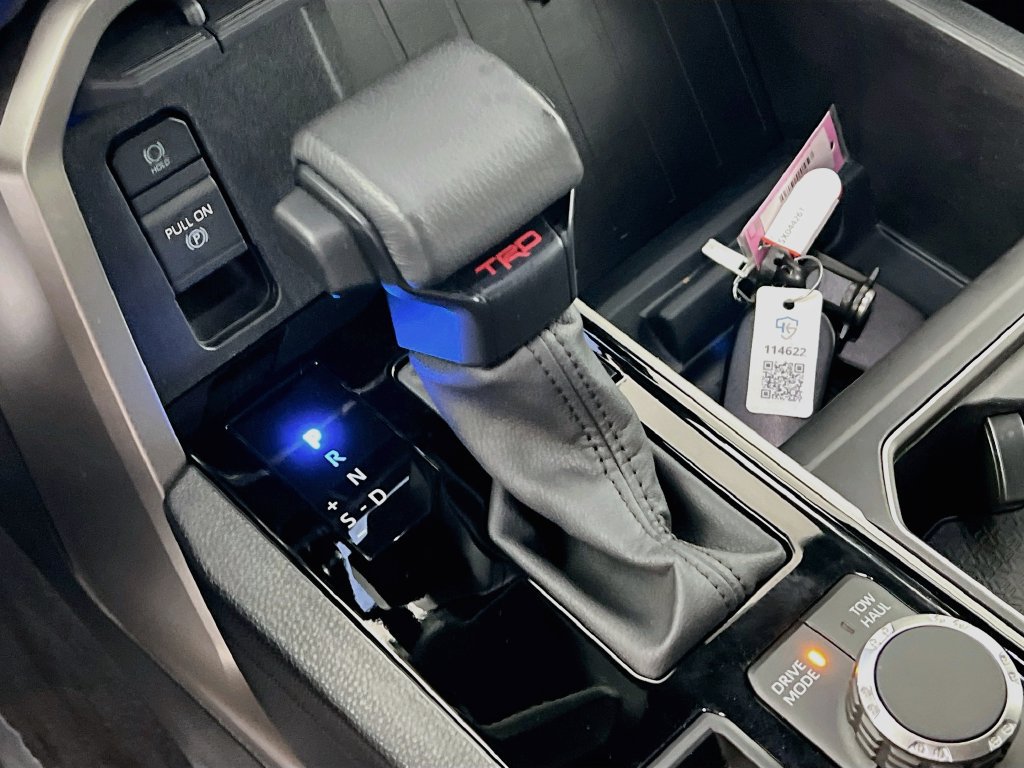 Certified 2025 Toyota Tundra SR5 w/ TRD Off-Road Package AWD/4WD image 15