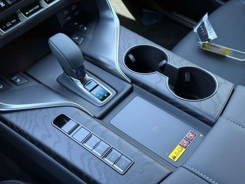 New 2026 Lexus LX 700h Luxury image 31