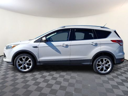 Used 2016 Ford Escape Titanium w/ Equipment Group 301A AWD/4WD image 8