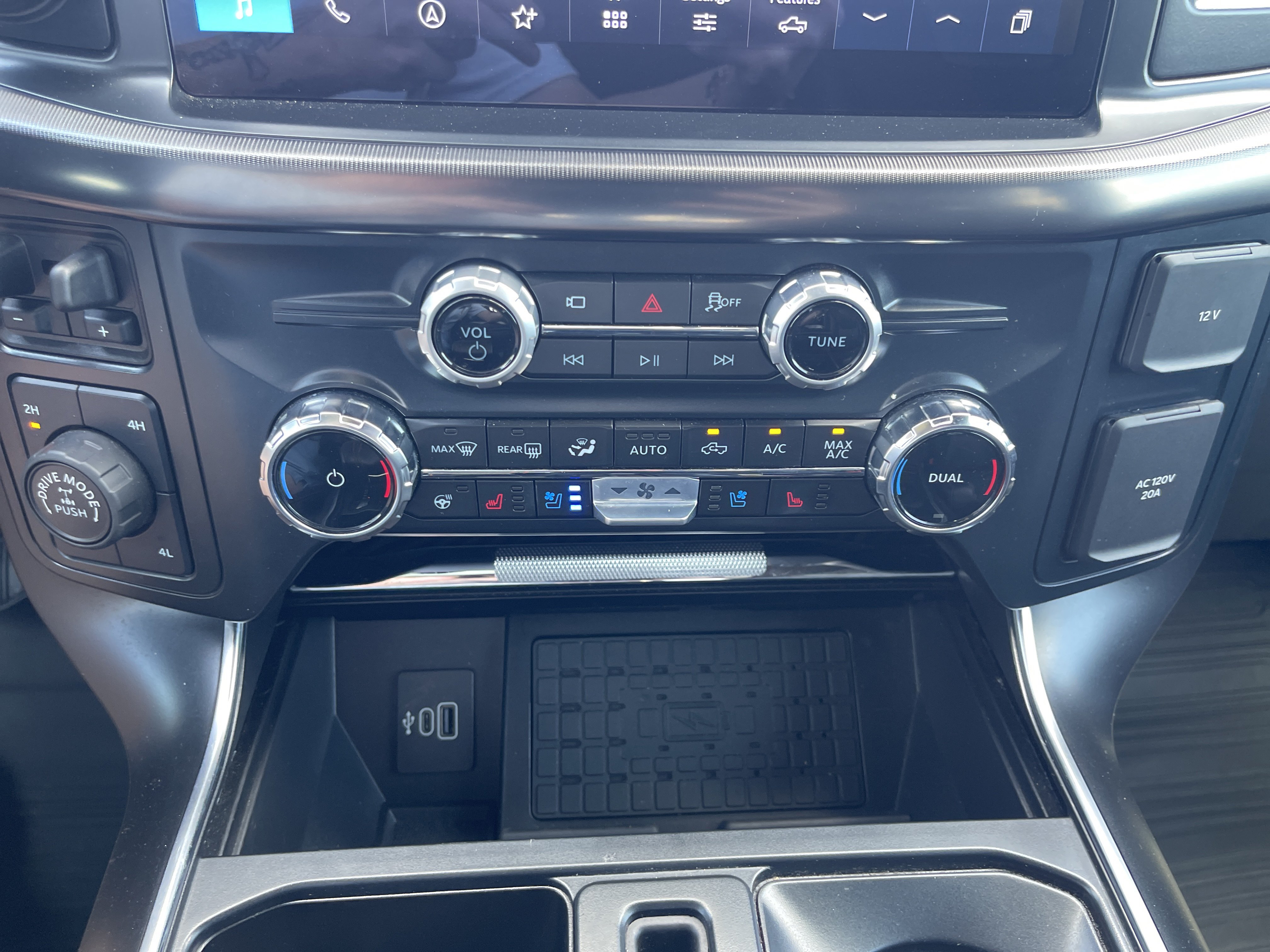 Used 2025 Ford F150 Raptor AWD/4WD image 27