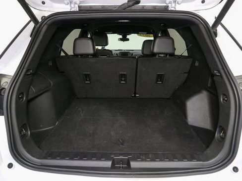 Used 2023 Chevrolet Equinox RS AWD/4WD image 11