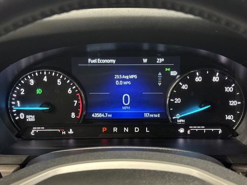 Used 2023 Ford Explorer Limited image 19