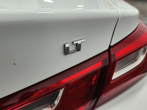 Used 2023 Chevrolet Malibu LT image 21