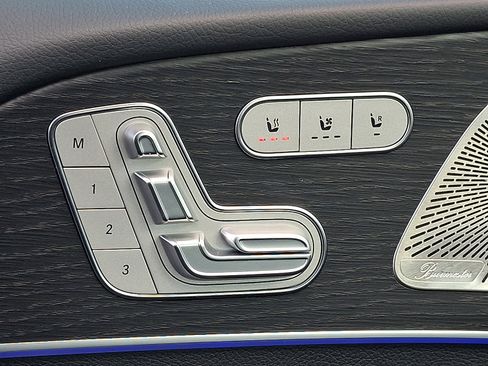 Certified 2025 Mercedes-Benz GLS 450 4MATIC image 27