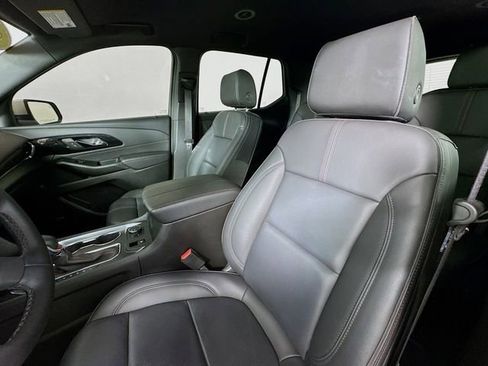 Used 2023 Chevrolet Traverse RS w/ LPO, Floor Liner Package image 11