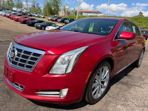 Used 2013 Cadillac XTS Luxury image 1